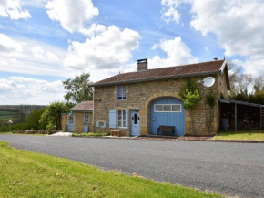 Гостиница Alluring Holiday Home on border of Champagne and Burgundy  Лаферте-Сюр-Амансе